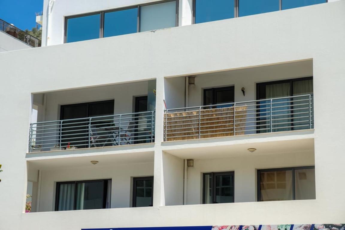 Guestready - A Sunny Delight In Funchalアパートメント エクステリア 写真